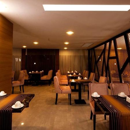 Majura Hotel Business إزمير المظهر الخارجي الصورة
