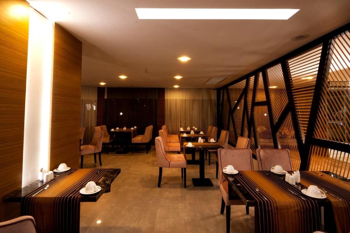 Majura Hotel Business إزمير المظهر الخارجي الصورة
