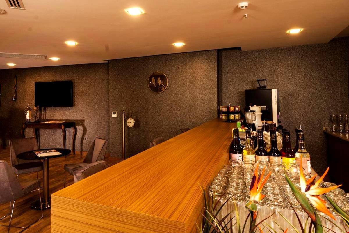 Majura Hotel Business إزمير المظهر الخارجي الصورة