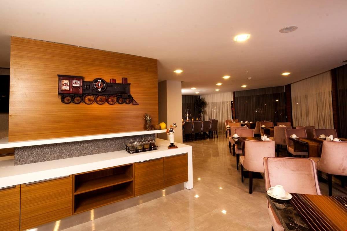 Majura Hotel Business إزمير المظهر الخارجي الصورة